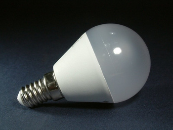 LED E14 4,5W kula barwa ciepła